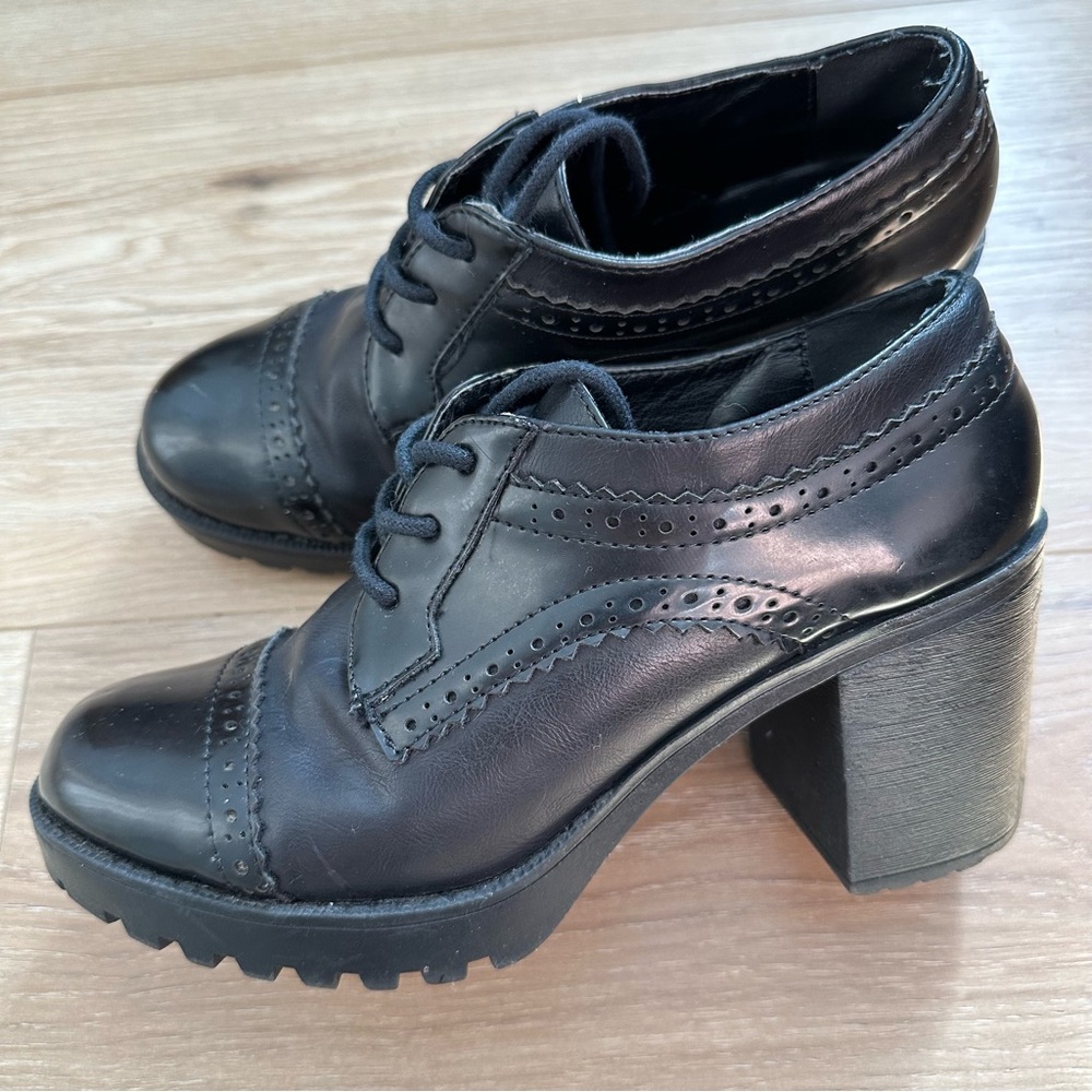 Dolce by Mojo Moxy Black Chunky Heel Oxfords Size 7.5